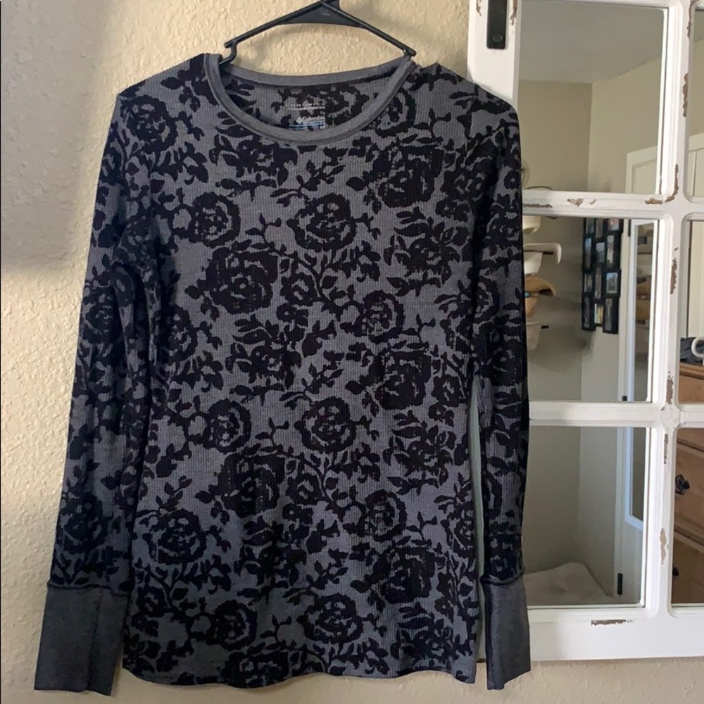 Long sleeve shirt